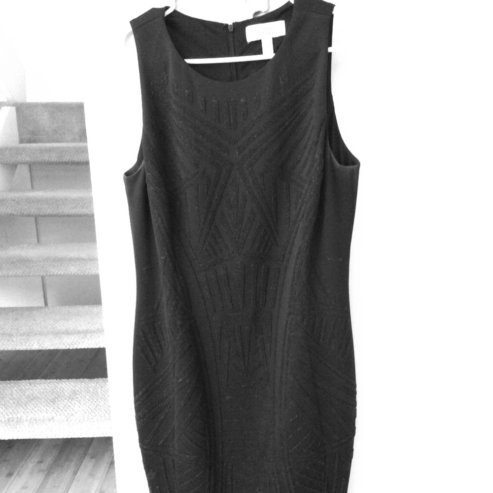 Belle Badgley Mischka black dress